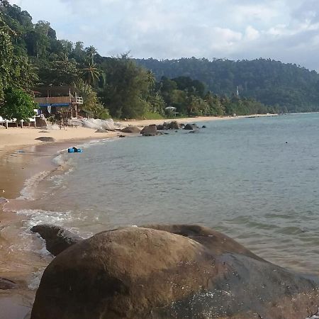 Hotel Bungkil Place Pulau Tioman Exterior foto