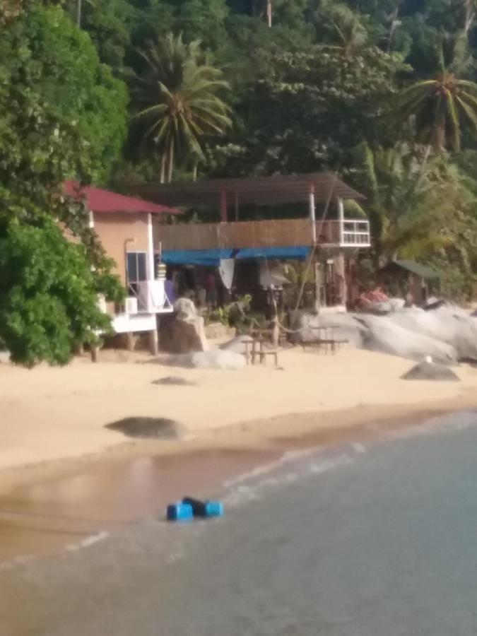 Hotel Bungkil Place Pulau Tioman Exterior foto