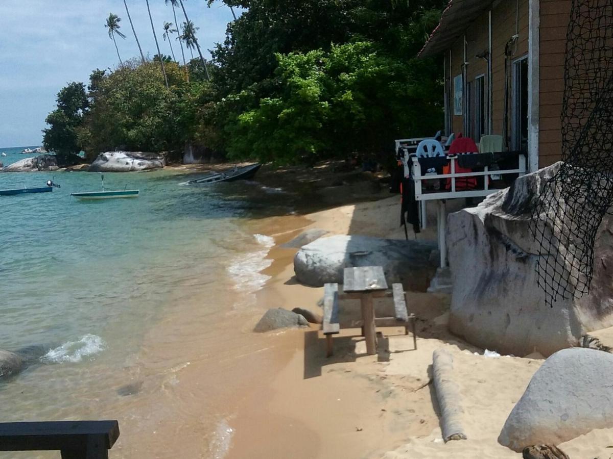 Hotel Bungkil Place Pulau Tioman Exterior foto