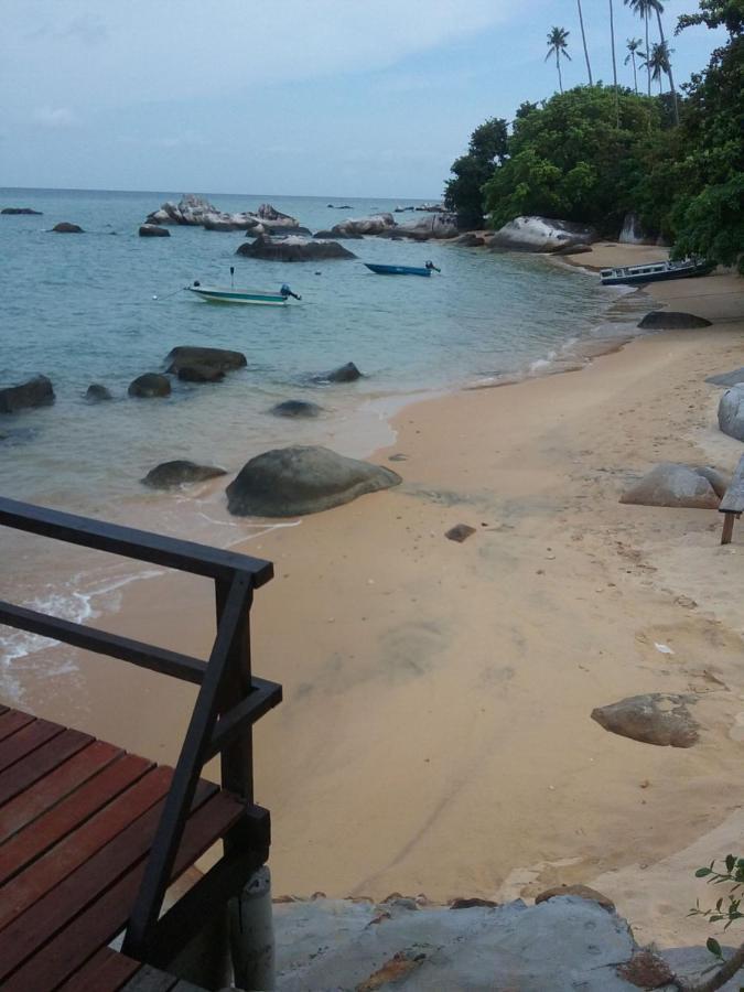 Hotel Bungkil Place Pulau Tioman Exterior foto